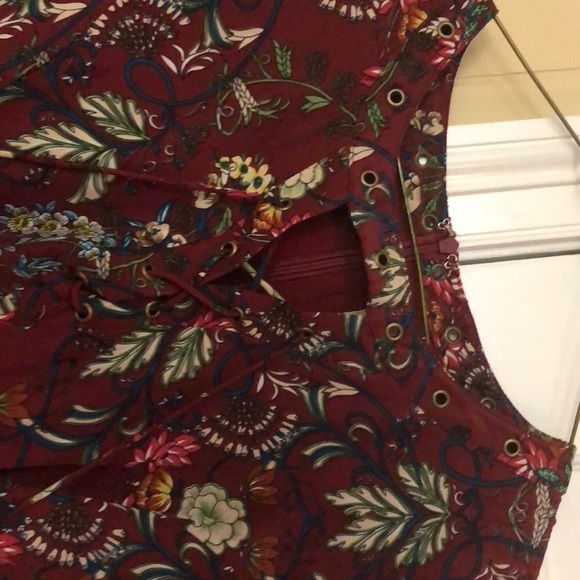 Dress - Picture 3 of 3